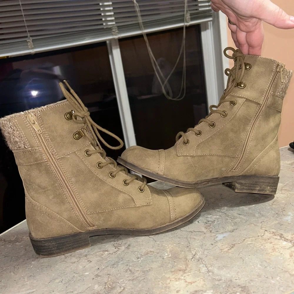 SM New York size 9.5 zip lace up boot - Picture 5 of 8